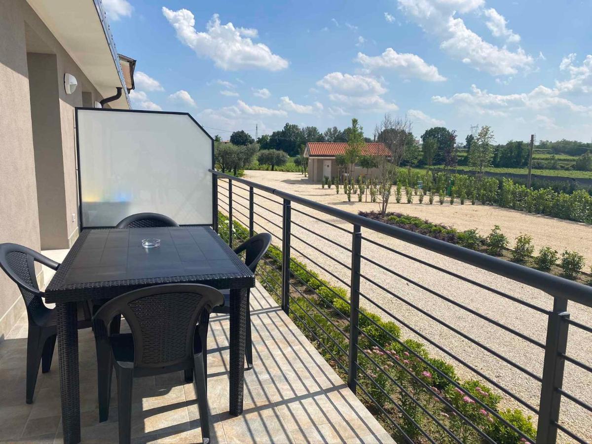 Agricamping Al Grappolo Divino Lazise Luaran gambar